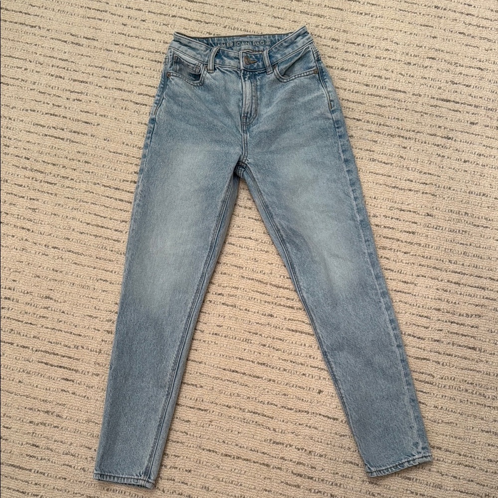 American Eagle mom Jean, size 000